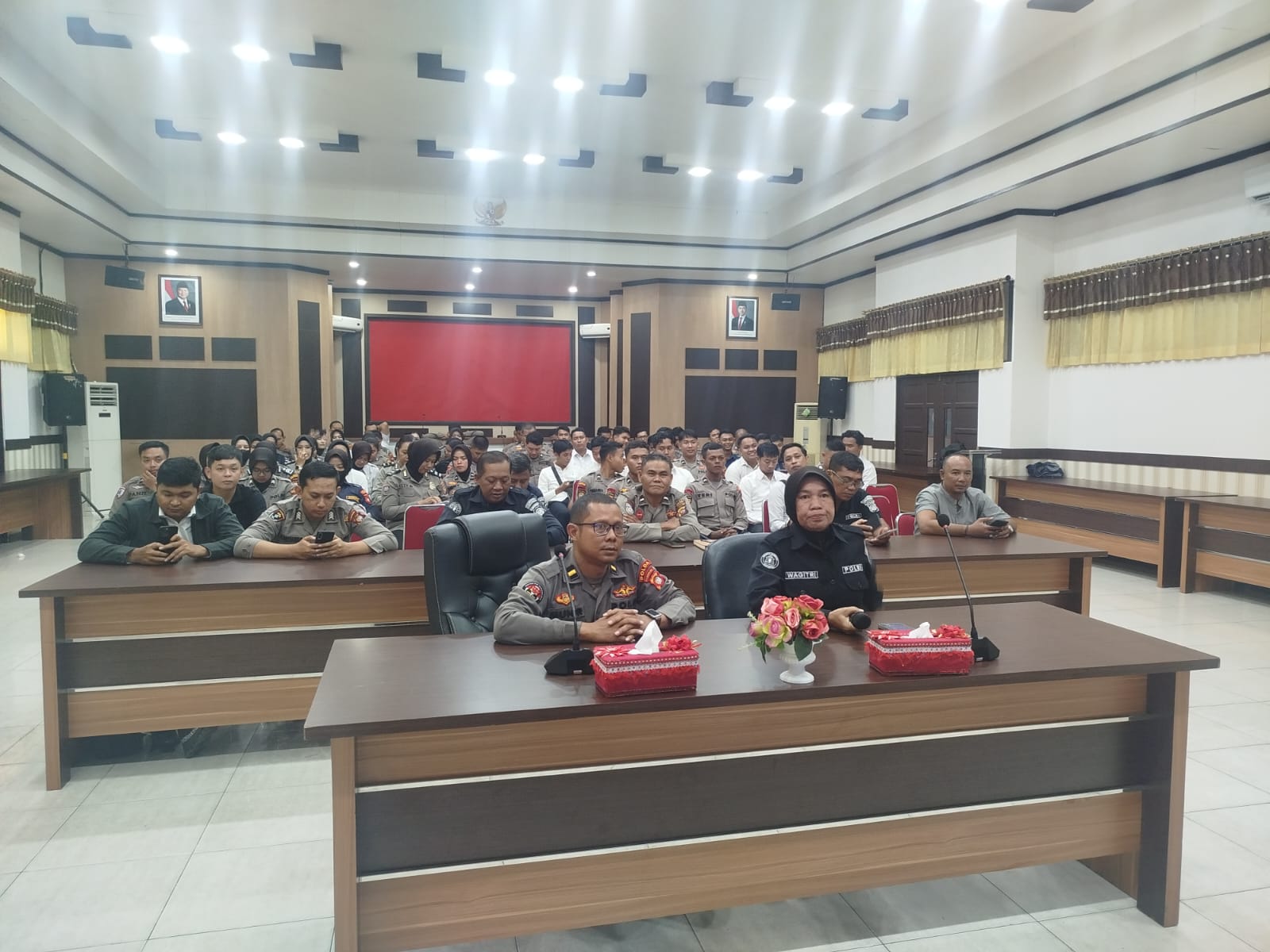 E-Learning Kehumasan Polri di Pontianak dan Kubu Raya, 50 Personel Lulus dan Raih Sertifikat